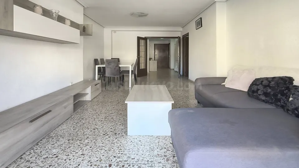 Piso en venta en Calle de Tomàs Ortuño