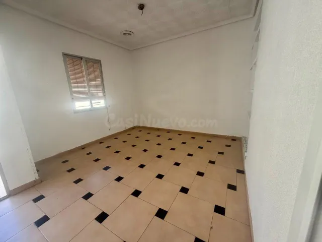 Amplia vivienda con trastero y dos balcones en El Cabanyal — 5
