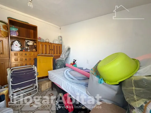 CHALET CON PISCINA, GARAJE Y TERRAZA — 40