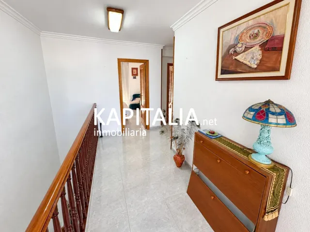 ESTUPENDA CASA ADOSADA CON GARAJE PRIVADO A LA VENTA EN ENGUERA — 24