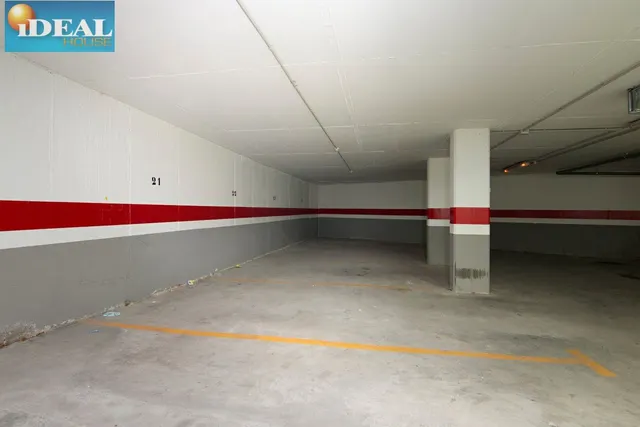 A5931J6. Aparcamiento. www.idealhouse.es — 5