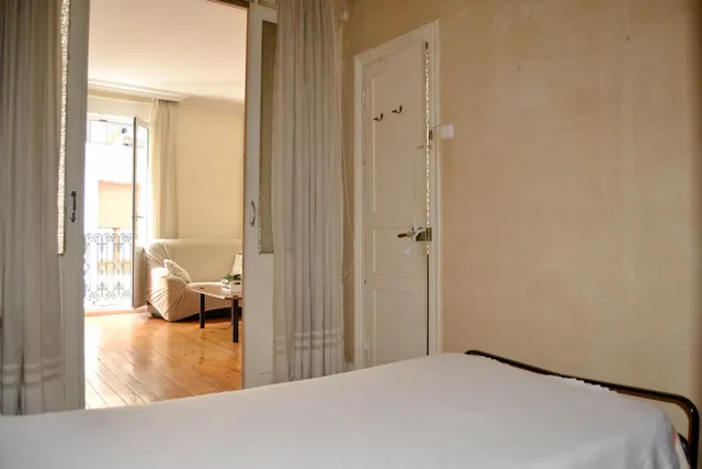 AMPLIA VIVIENDA EN EL CORAZON DE PAMPLONA — 20