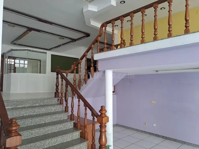 Local comercial 229m² en venta - Vilanova de arousa - foto 5