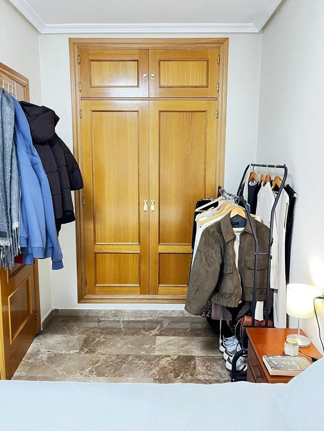 AMPLIO APARTAMENTO ZONA INDUSTRIA CON GARAJE Y TRASTERO. — 16
