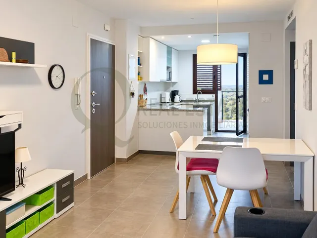 Piso en Arenales del Sol con terraza y vistas al mar — 6