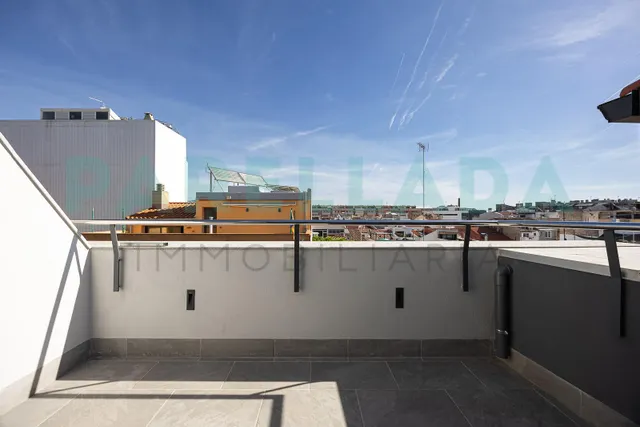 Ático dúplex nuevo en la zona de Pep Ventura — 31