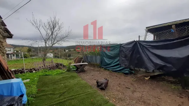 CASA CON GALPÓN, PATIO Y PEQUEÑA PARCELA CERCA DE CELANOVA — 24