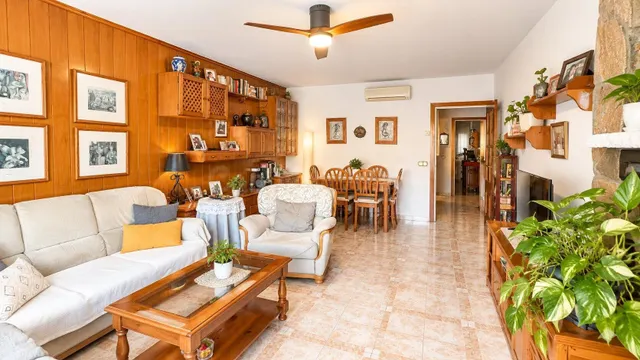 PISO PARA ENTRAR A VIVIR EN POBLENOU DE 3 habitaciones - foto 5