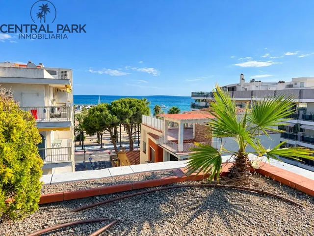 Vivienda en el centro de Salou, junto al paseo Miramar y clu - foto 2