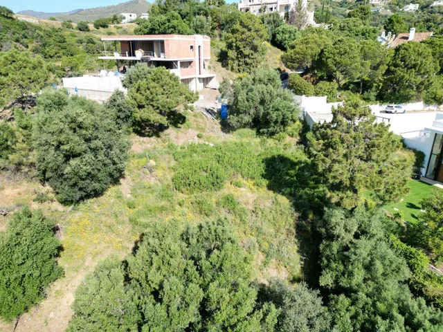 Terreno urbano de 2800 m2 en Benahavís, vistas espectaculares — 15