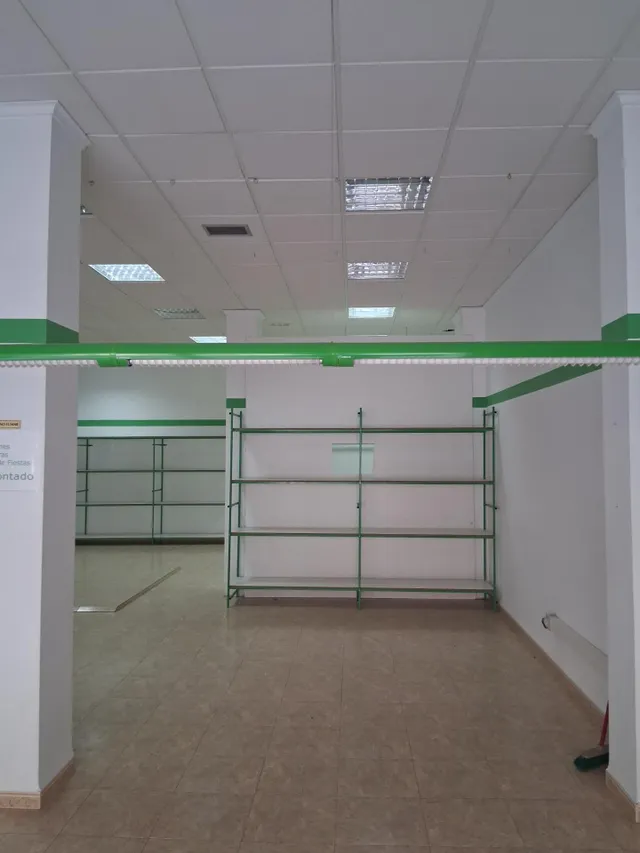 Local comercial impecable y versátil a pie de calle en Muro de Alcoy (Junto a Correos) — 16
