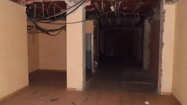 LOCAL COIMERCIAL EN PLENO CENTRO DE ELCHE — 2