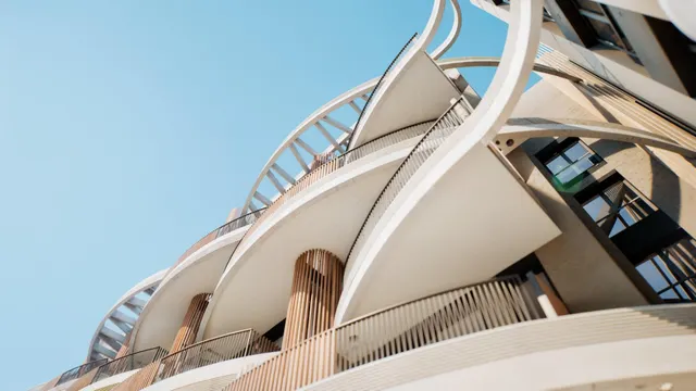 PRIME LOCATION IN MALAGA — 23