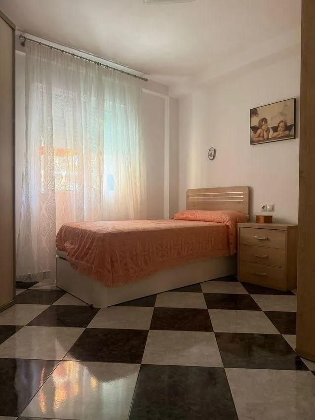 OPORTUNIDAD PISO DE 3 DORMITORIOS EN EL BARRIO DE LA LUZ — 14