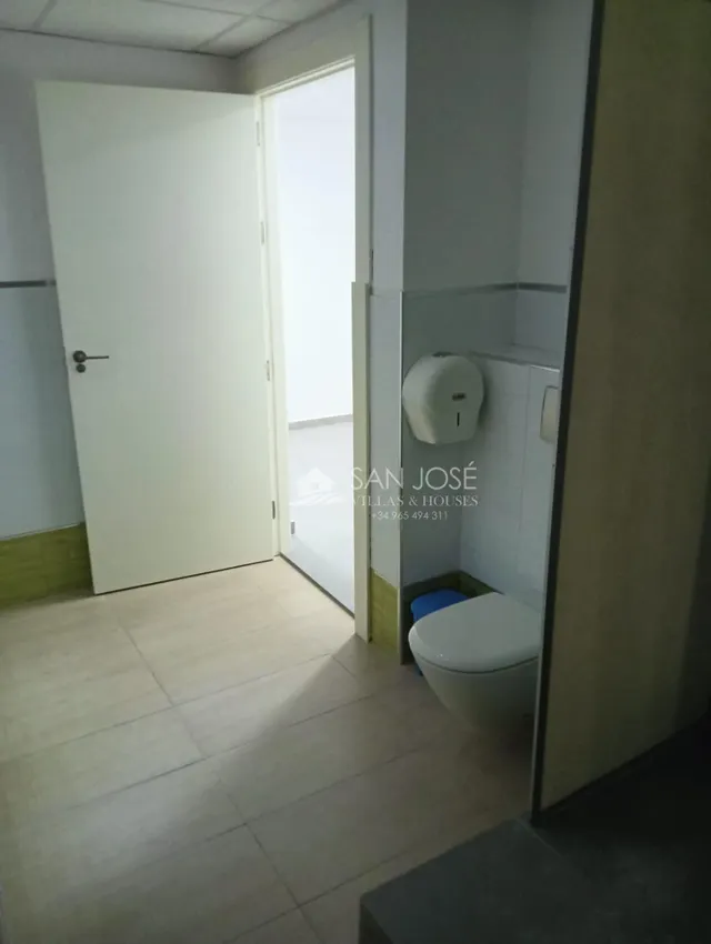 VENTA DE LOCAL DE OFICINAS EN SANTA POLA, ZONA CUARTEL GUARDIA CIVIL — 18