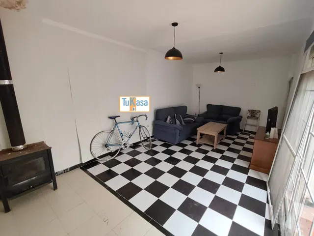 Casa con Patio en aguas Vivas — 6