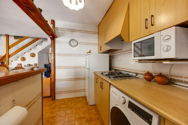 Ático duplex con solárium, vistas al mar y a 280 metros de la playa de La Mata — 15