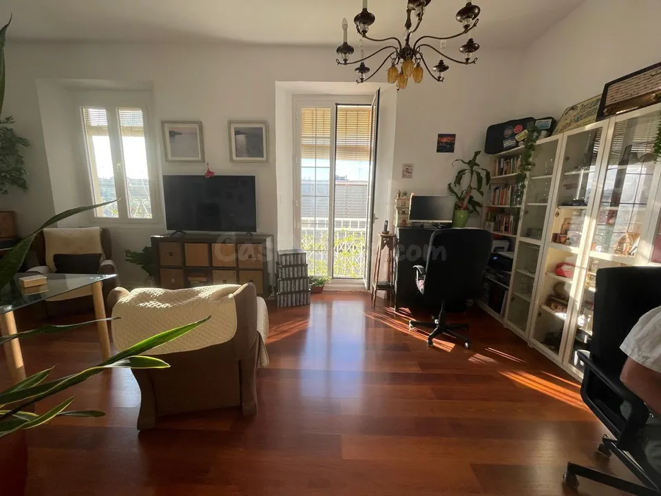 Se vende piso en cadiz , zona centro - mercado