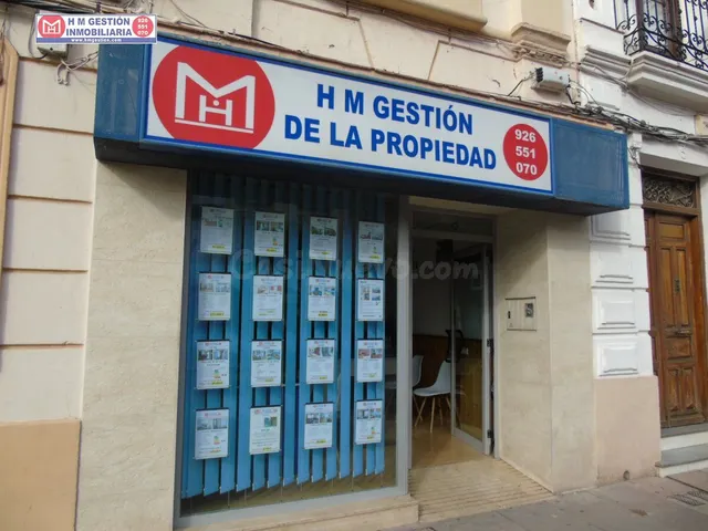 Local comercial 80m² en alquiler - RENFE – Rondilla Cruz Ver