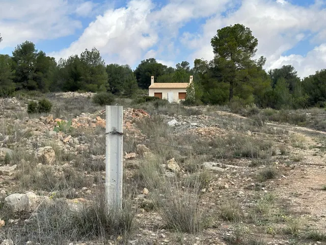 Casa de campo en una parcela de 10600 metros — 13