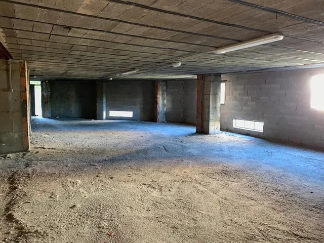 Se vende local en Nava, Asturias — 6