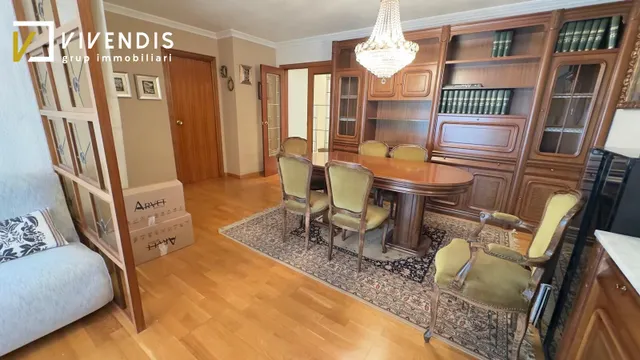 PISO DE ALQUILER - RECTORAT — 27