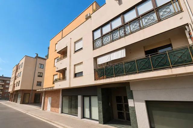 PISO VENTA SANTA MARTA DE TORMES. Urbis te ofrece un piso en - foto 5
