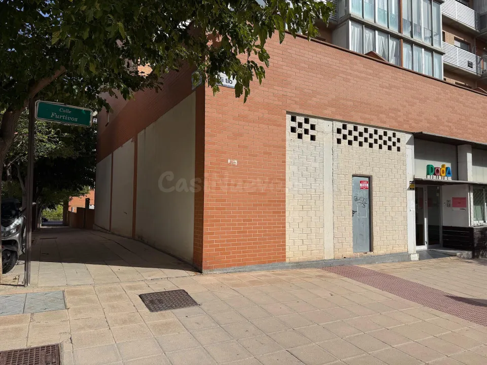 Local en venta en Valdespartera, Calle Mi Tío.