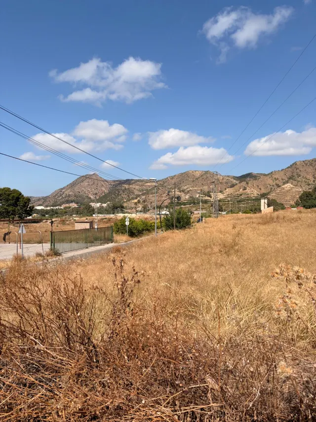 Terreno rústico de 3.400 m2 junto al monte del Puerto del Ga - foto 5