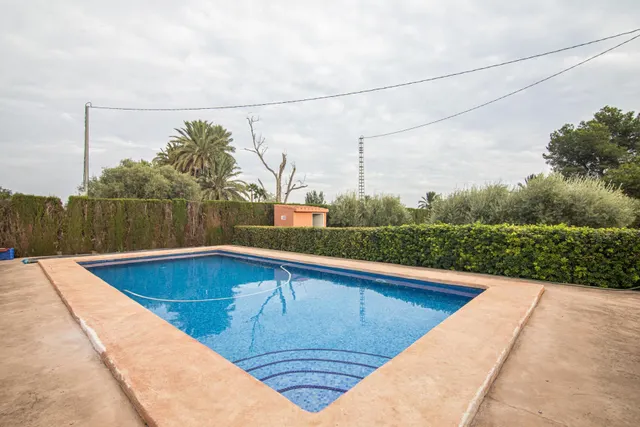 Chalet sito en Valverde con 6 habitaciones, 3 baños, piscina y garaje — 15