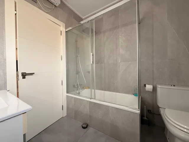 CHALET INDEPENDIENTE EN LOS CONEJOS CON PISCINA, CINCO DORMITORIOS Y AMPLIAS ZONAS DE OCIO — 11
