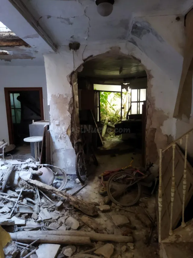 CASA PARA REFORMAR EN EL CENTRO DE BENAMEJI, SALE A LA VENTA - foto 3