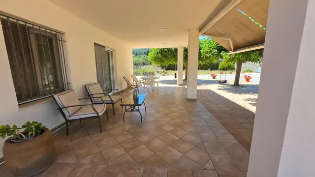 EXCELENTE CHALET A LA VENTA EN ONTINYENT - foto 3