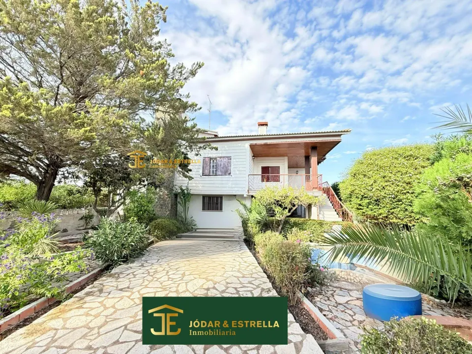 Chalet a 3km del centro de Lorca.