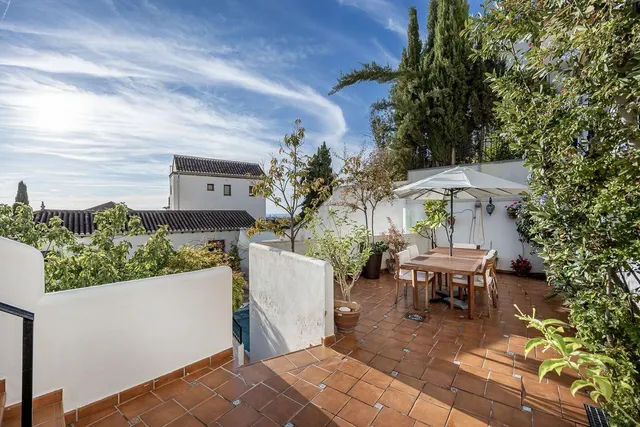 CASA SINGULAR EN ALBAICÍN JUNTO A PUERTA DE ELVIRA — 9