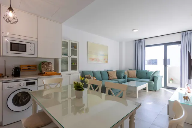 Ático Premium en Selecta Costa, Salobreña: diseño, confort y una terraza para vivir el Mediterráneo. — 9