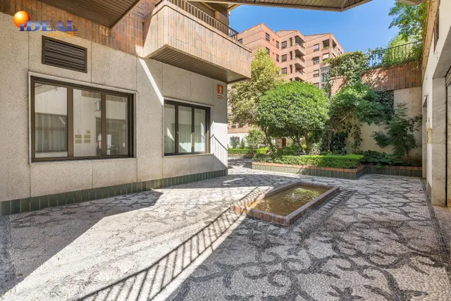 PRECIOSO ESTUDIO DE LUJO EN URBANIZACION TRIUNFO JARDIN — 47