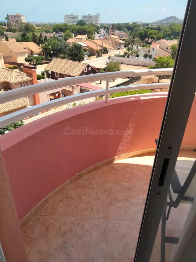 ¡Vive junto al mar! Piso en venta en Playa Honda, tu rincón de tranquilidad en la costa — 4