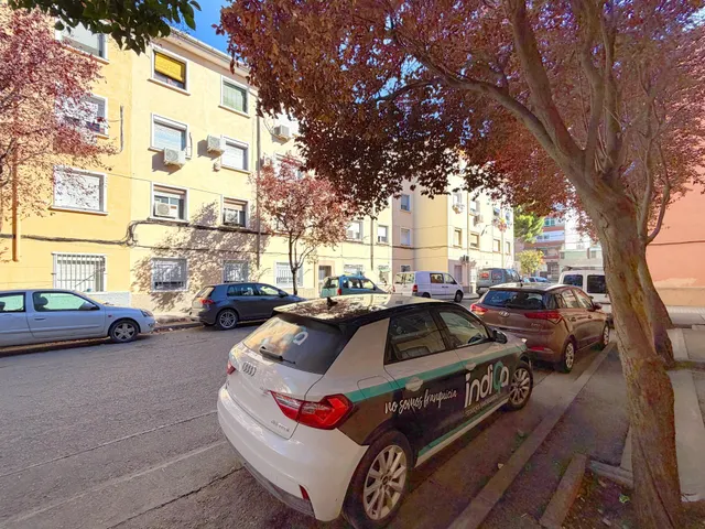 SE VENDE PISO DE TRES DORMITORIOS CON COCINA INDEPENDIENTE PARA REFORMAR - PICARRAL - ZARAGOZA — 27