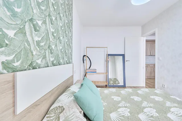 Reformada vivienda de 1 habitación con piscina — 27
