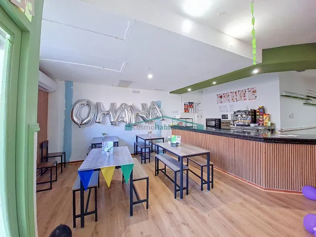 Se traspasa ludoteca-cafetería en Tavernes Blanques — 35