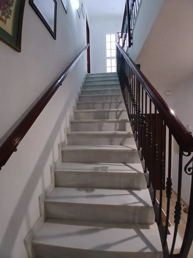 VIVIENDA INDEPENDIENTE CON TERRENO — 44