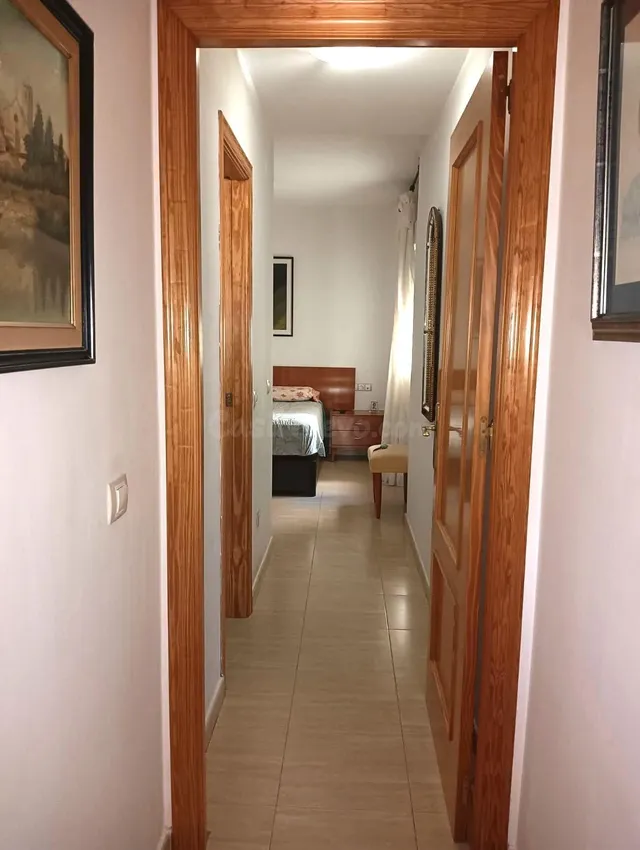 PISO EN VENTA–PLAZA DEL AYUNTAMIENTO (PUEBLO) - foto 5