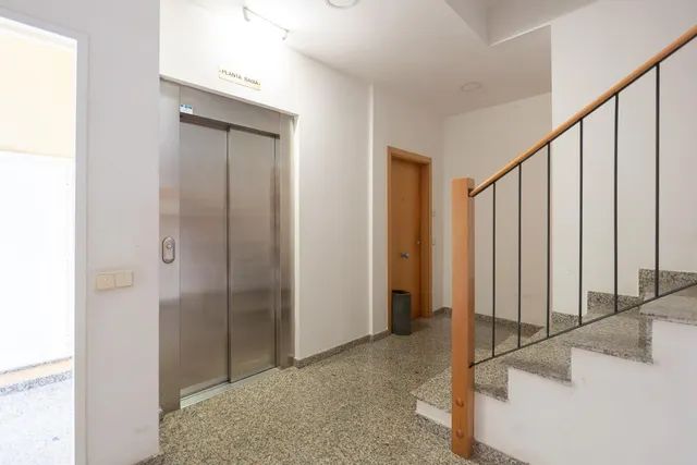 Ático dúplex impecable, con ascensor, muy luminoso y listo para entrar a vivir en Deltebre — 35