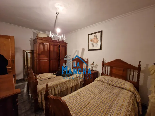 *180.000€* inmobiliaria la mancha vende parcela en Albacete — 24