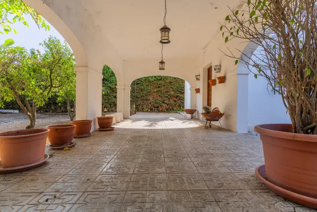 CASA CON AMPLIO JARDÍN EN CANTARRANAS — 13