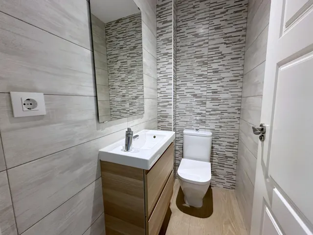 Amplia y Moderna Planta Baja Reformada en Marianao, Sant Boi de Llobregat — 8