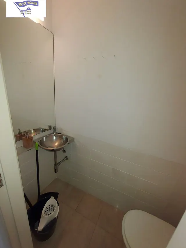 LOTE DE INMUEBLES COMPUESTO POR TRÍPLEX, BAJO TIPO LOFT Y GARAJE — 20