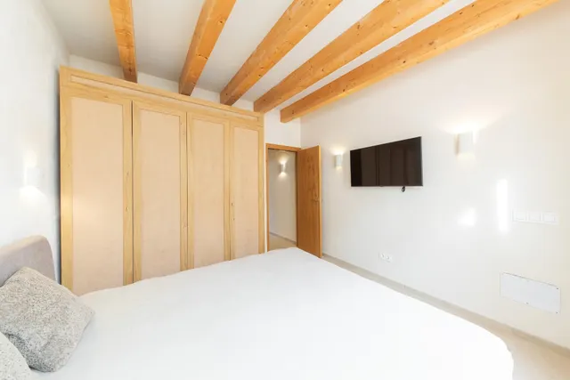 CASA RÚSTICA TOTALMENTE REFORMADA EN EL CENTRO URBANO DE SA POBLA — 24
