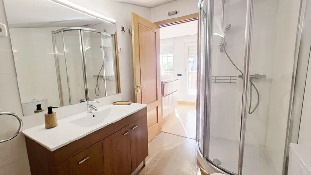 ¡EN ALQUILER PARA ESTUDIANTES! PISO TIPO ESTUDIO EN EXCLUSIVO CHALET EN VILLANUEVA DE LA CAÑADA — 8